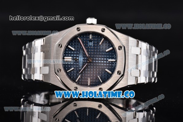 Audemars Piguet Royal Oak Swiss Quartz Steel Case/Bracelet with Blue Dial and White Stick Markers - Click Image to Close